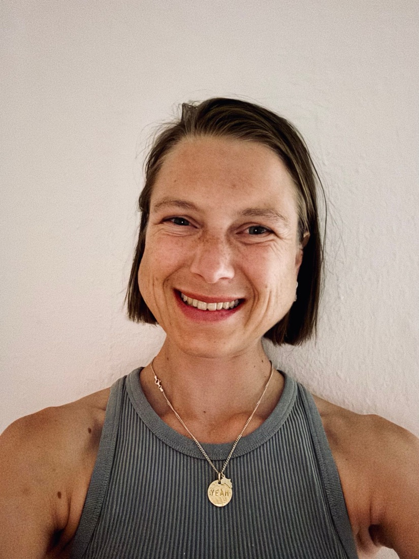 Sophie Friedrich lacht in die Kamera