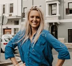 Portrait Dr. Jana Reuther